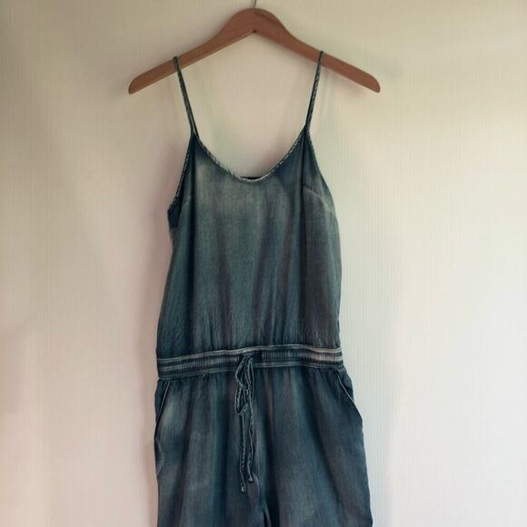 Romeo and Juliet Couture denim jumpsuit adjustable straps and drawstring waist - Picture 8 of 13